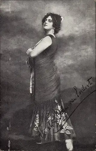 Ak Opernsängerin Elisabeth Böhm van Endert, Portrait