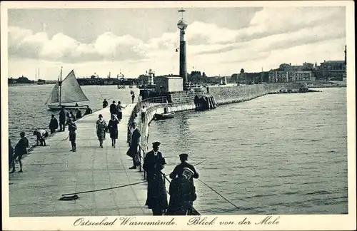 Ak Ostseebad Warnemünde Rostock, Blick von der Mole