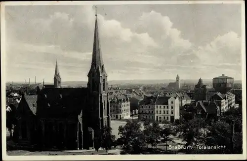 Ak Staßfurt im Salzlandkreis, Blick über den Königsplatz, Kirche