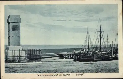 Ak Delfzijl Groningen, Loodsenmonument en Haven