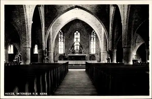 Ak Heeze Nordbrabant, Interieur R. K. Kerk