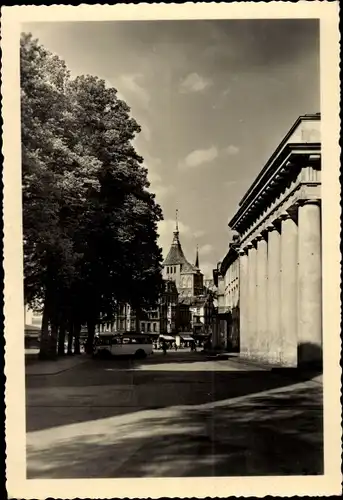 Foto Ak Rostock, Straßenpartie, Hopfenmarkt, Stalinplatz