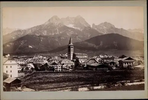 Kabinett Foto Saalfelden am Steinernen Meer Salzburg, Blick auf den Ort, 1895