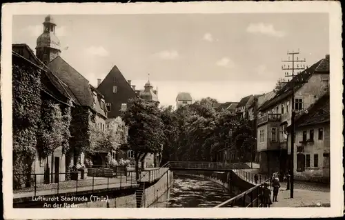 Ak Stadtroda Thüringen, Partie an der Roda, Uferpartie