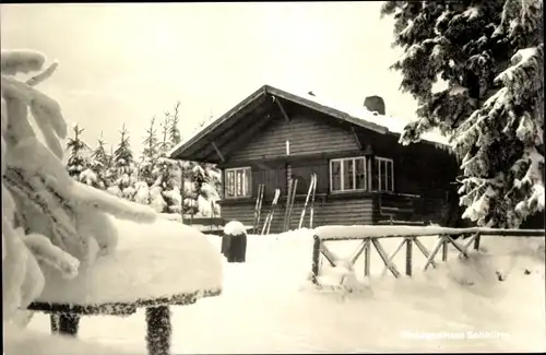 Ak Ilmenau in Thüringen, Waldgasthaus Bobhütte, Winteransicht