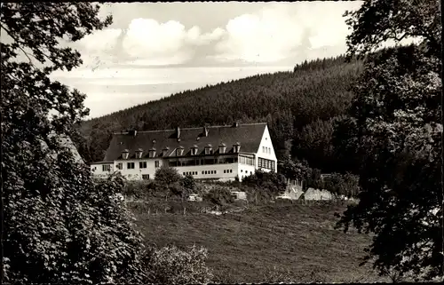 Ak Grafschaft Schmallenberg im Sauerland, Grafschafter Hof mit Grafschafter Keller