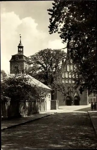 Ak Luckenwalde in Brandenburg, Blick von der Nuthebrücke zum Marktturm