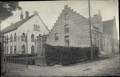 Ak Anvers Antwerpen Flandern, Giebelhaus, Kirche