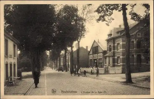 Ak Neufchâteau Wallonien Luxemburg, L'Avenue de la Gare