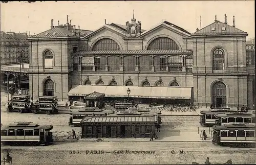 Ak Paris XV Vaugirard, La Gare Montparnasse, tramway
