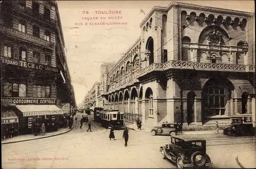 Ak Toulouse Haute Garonne, Facade du Musée, Rue d'Alsace Lorraine, tramway