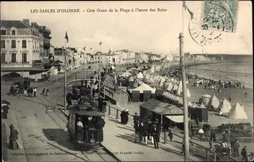 Ak Les Sables d'Olonne Vendée, Côté Ouest de la Plage à l'heure des Bains, tram