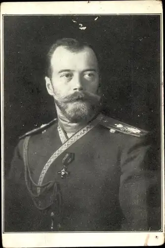 Ak Zar Nikolaus II. von Russland, Portrait in Uniform, Orden
