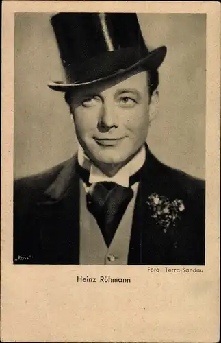 Ak Schauspieler Heinz Rühmann, Portrait mit Zylinder, Anzug, Ross Verlag