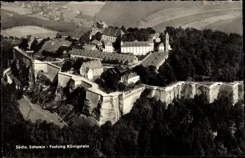 Ak Königstein an der Elbe Sächsische Schweiz, Festung Königstein, Fliegeraufnahme