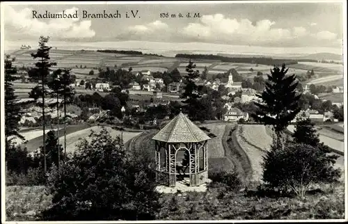 Ak Bad Brambach im Vogtland, Panorama vom Ort, Pavillon