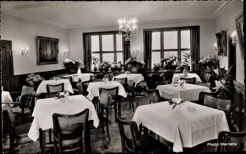 Ak Schleiden in der Eifel, Hotel Busch, Speiseraum