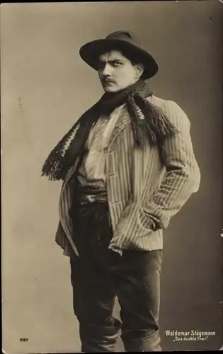 Ak Schauspieler Waldemar Stägemann in Das dunkle Thor, Portrait