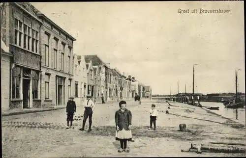 Ak Brouwershaven Zeeland, Straßenpartie, Kinder