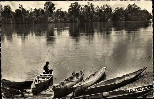 Ak Brazzaville Französisch Kongo, Pirogues sur le Djoue