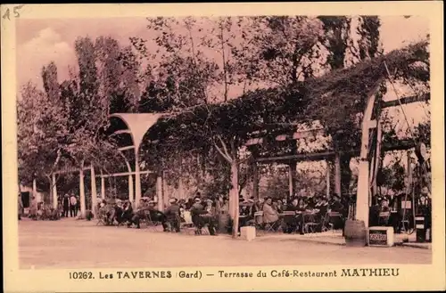 Ak Les Tavernes Gard, Terrasse du Café Restaurant Mathieu