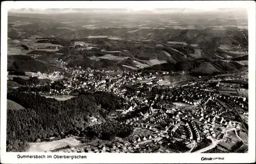 Ak Gummersbach im Oberbergischen Kreis, Fliegeraufnahme