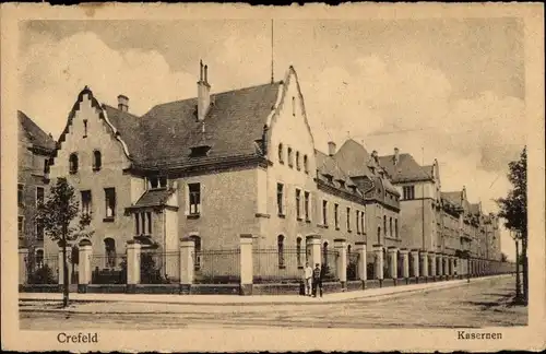 Ak Krefeld am Niederrhein, Kasernen