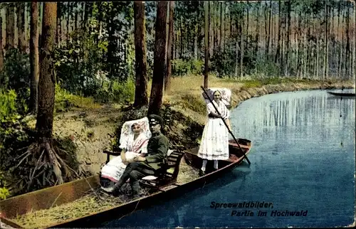 Ak Spreewald, Frauen in Tracht, Kahnpartie im Hochwald