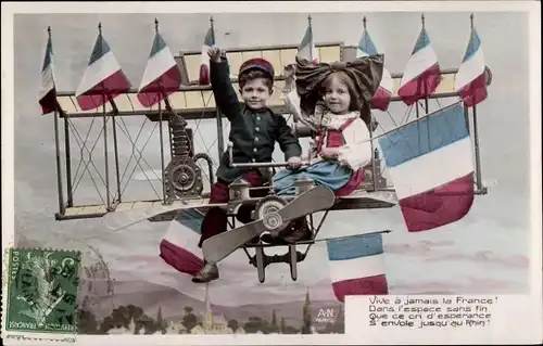 Ak Kinder im Flugzeug, Tracht Elsass, Patriotik Frankreich, Fotomontage