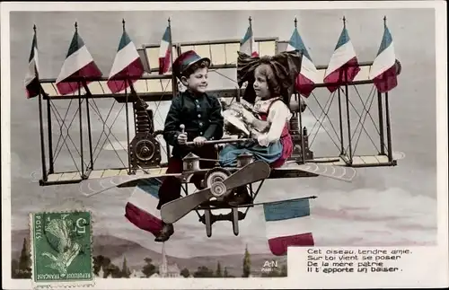 Ak Kinder im Flugzeug, Elsässer Tracht, Patriotik Frankreich, Fotomontage