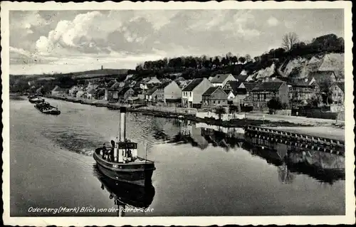 Ak Oderberg in der Mark, Panorama von der Oderbrücke, Schleppzug