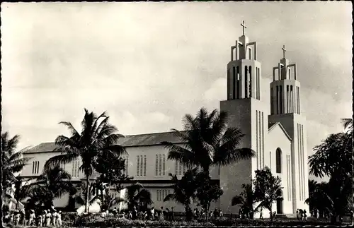 Ak Mbanga Kamerun, Les Pretres du Sacre Coeur, Eglise