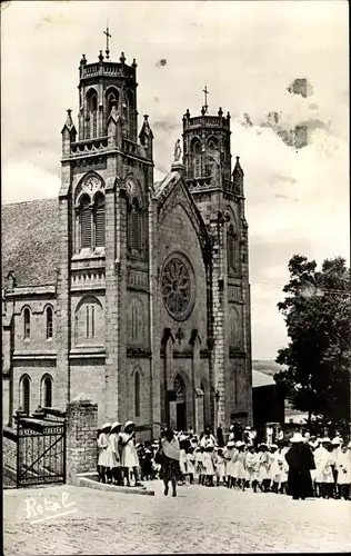 Ak Tananarive Madagaskar, La Cathedrale, Kirche, Kinder