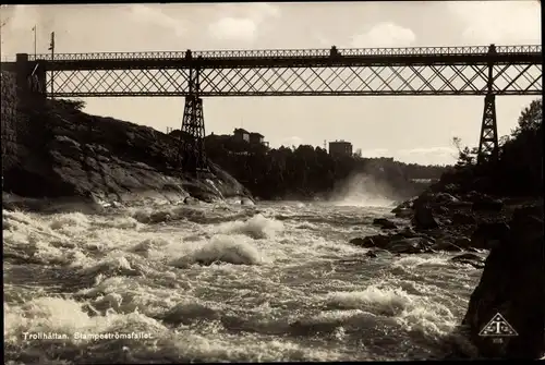 Ak Trollhättan Schweden, Stampeströmsfallet, Brücke