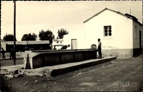 Foto Ak Dordogne?, Le Cap Blanc, Kaserne, 1953