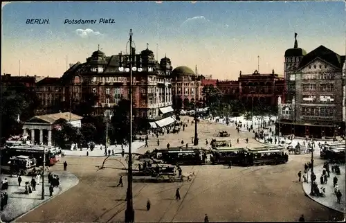 Ak Berlin Tiergarten,  Potsdamer Platz, Straßenbahnen