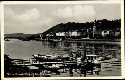 Ak Bad Schandau an der Elbe, Blick auf den Ort vom anderen Ufer aus, Bootsanleger