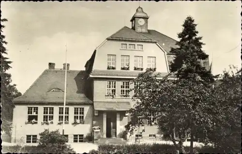 Ak Schmiedeberg Dippoldiswalde im Erzgebirge, Schule