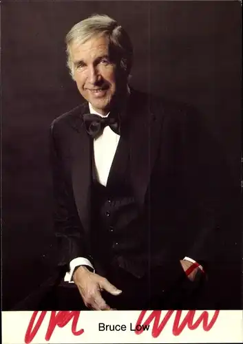 Ak Sänger Bruce Low, Portrait in Anzug