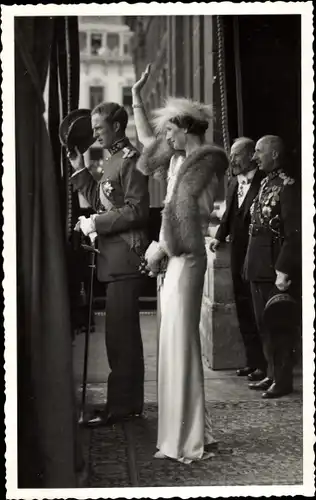 Ak König Leopold III., Königin Astrid von Belgien, Astrid von Schweden