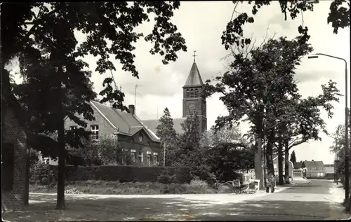 Ak Middelbeers Nordbrabant Niederlande, R. K. Kerk en Pastorie