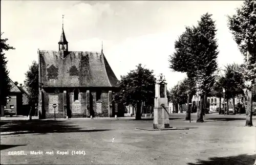 Ak Eersel Nordbrabant, Markt met Kapel, Denkmal
