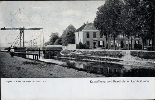 Ak Almelo Overijssel Niederlande, Kanaalbrug met Raadhuis