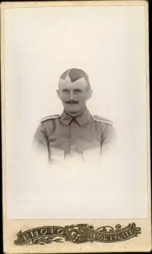 CdV China, deutscher Soldat in Uniform, Portrait