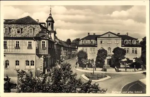 Ak Ilmenau in Thüringen, Rathaus und altes Schloss, Stadtsparkasse