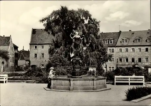 Ak Dohna in Sachsen, Markt, Brunnen, Kinder