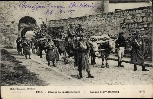 Ak Convoi de ravitaillement, Ochsenkarren, französische Soldaten, I WK