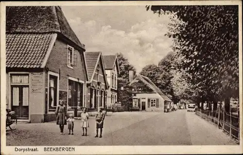 Ak Beekbergen Gelderland, Dorpstraat