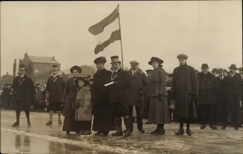 Foto Ak Amsterdam Nordholland Niederlande, Personen auf Schlittschuhen, Eislaufen