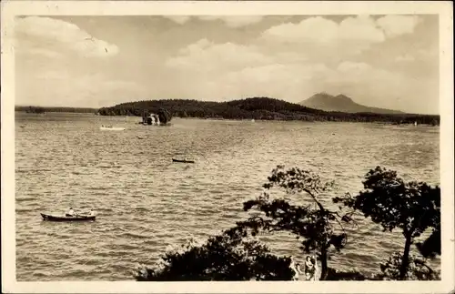 Ak Staré Splavy Thammühl Doksy Hirschberg am See Region Reichenberg, Machovo jezero, vzadu Bezdez